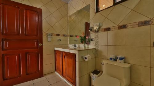 Hotel Linda Vista, Fortuna (photo 11)
