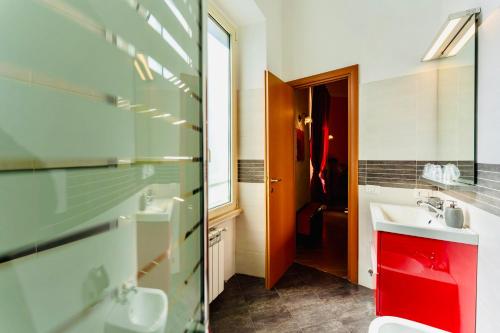 MICLAD Colosseum Guest House, Roma (foto 6)