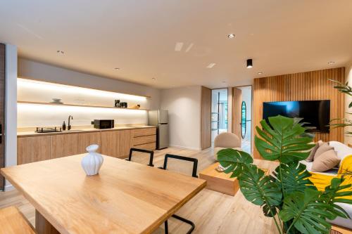 Spot Building - Apartments, Medellín (photo 6)