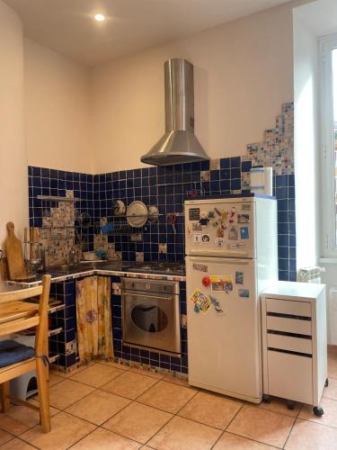 Steph and Lorenzo's place, Rome (photo 2)