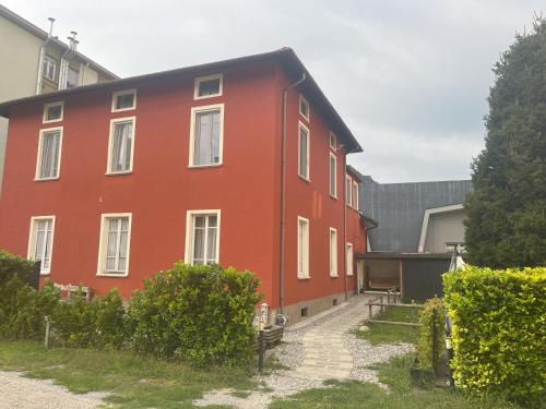 Accommodation in Garlate
