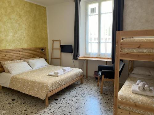 B&b Red House in Garlate