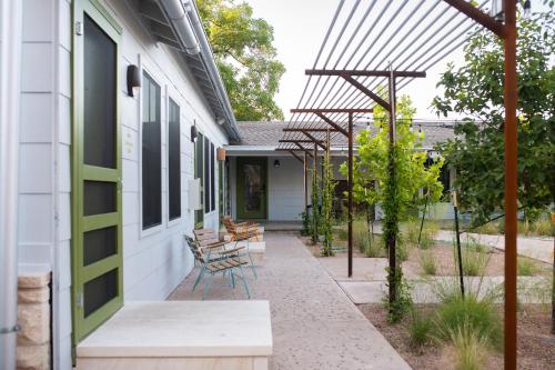 Talbot Commons Hotel - Taylor