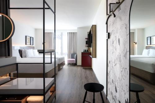 room detail thumbnail 0
