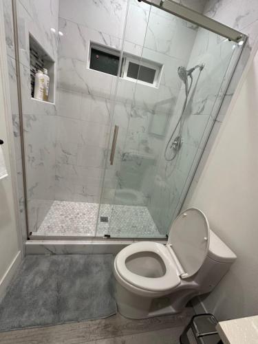 New cozy house 2 Bedrooms 2BA in Anaheim near Disney Land in Anaheim, USA