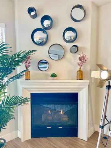 1 Bedroom XL Condo with King bed, Garden View, Parking Included, Los Angeles (photo 3)