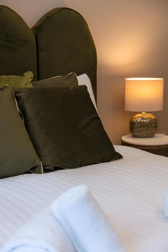 Impressive 5Beds House in South Kensington - image 5