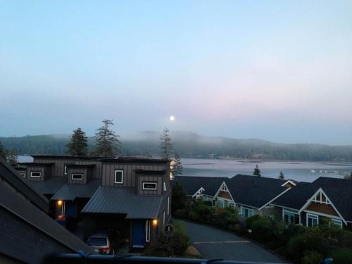 Upscale Sooke Vacation Rental in ซูเก (บริติช โคลัมเบีย)