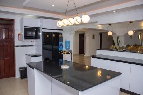 ORANA Luxury Palace in เอลดอเรต