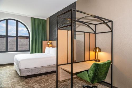 room detail thumbnail 1