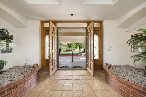 Luxury LaQuinta estate adjacent to Coachella and Stagecoach music festivals in La Quinta, USA
