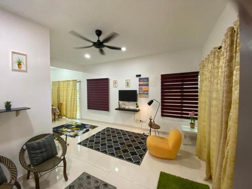 TheBreeze Paddy Home Semi-D setingkat 3 bilik airconds berhadapan Hospital Sultanah Bahiyah - parkin in 甲拋峇底