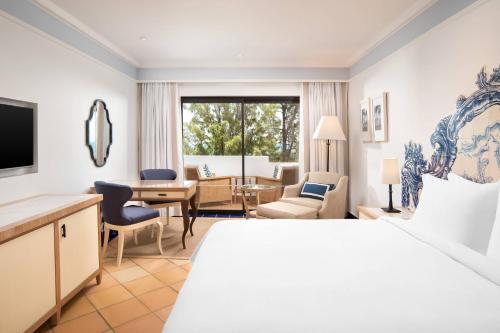 Deluxe Twin Room with Ocean View   image 4