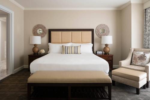 The Ritz-Carlton Naples, Tiburon