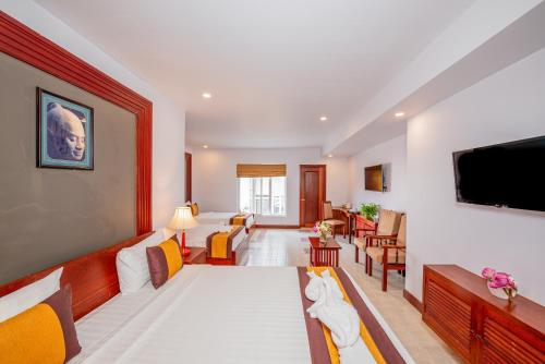 room detail thumbnail 0