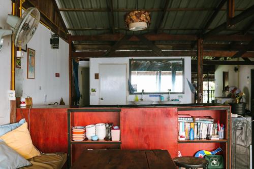 WaterMellow Hostel in Mae Haad