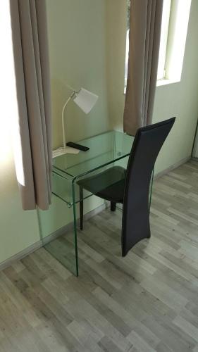 車站酒店 (Hotel de la Gare) in 梅濟東卡農