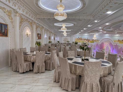 餐廳, Qibla Tozabog in 希瓦