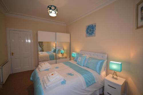 Wallace Apartment - image 7