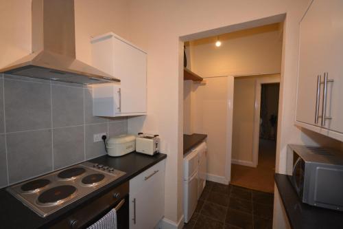 Wallace Apartment - image 6