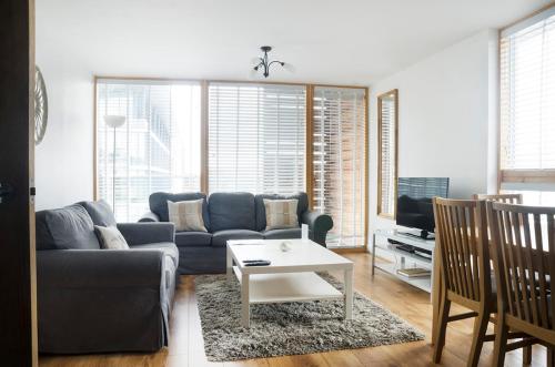 City Stay Apartments - Vizion, , Buckinghamshire