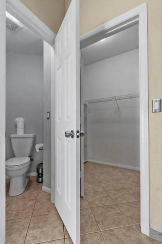 Vegas Retreats Pool, Arcade, Fun, 10min from Airport and the Strip