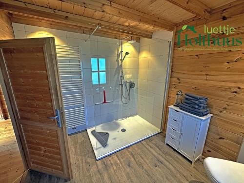 Ferienhaus "luettje Holthuus" in Apen