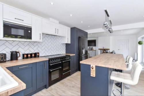 Modern house with lovely garden in Linton