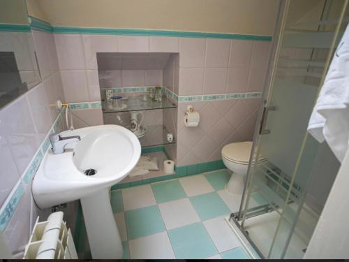 1 double bed