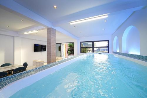 Surf Beach House Pool Villa - 수영장