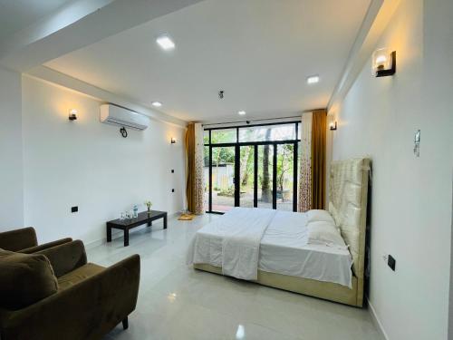 The Silent Gate - Matara