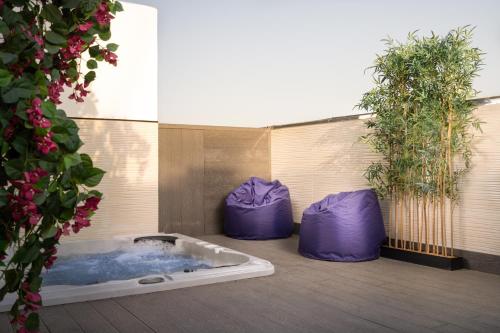 Hot tub, JOUDYAN King Road Jeddah By ELAF near Jeddah Corniche
