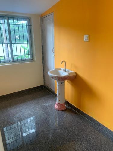 JJ Residence in Mannargudi