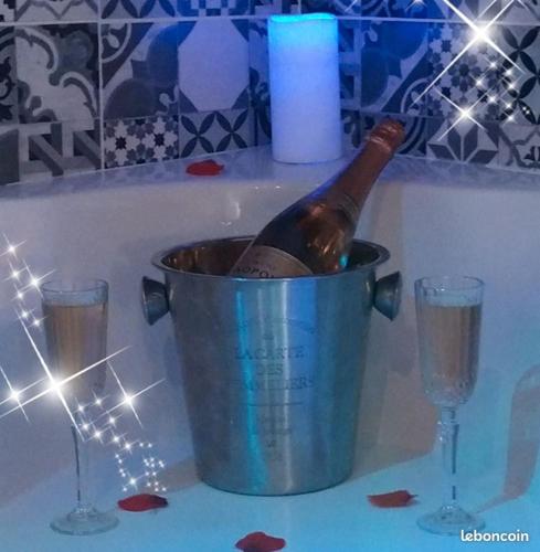 Ecrin d' Amour suite romantique avec Jacuzzi 5