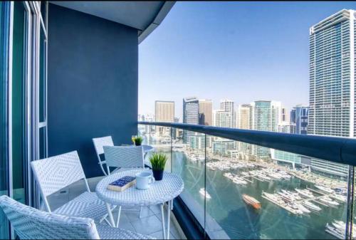 FIRST CLASS 3BR Stylish Sanctuary, Dubai