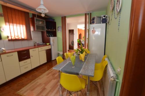 Étterem, Casa Irina in Pângăraţi
