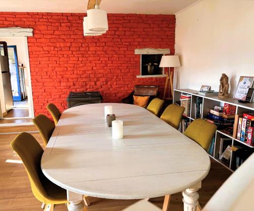 Iekārtas, La Vendegeoise - Gîte chaleureux 10P chez l'habitant - Jardin et NOUVELLE PISCINE EXT CHAUFFEE (La Vendegeoise - Gite chaleureux 10P chez l'habitant - Jardin- Piscine ext chauffee partagee de mai ) in Romeries
