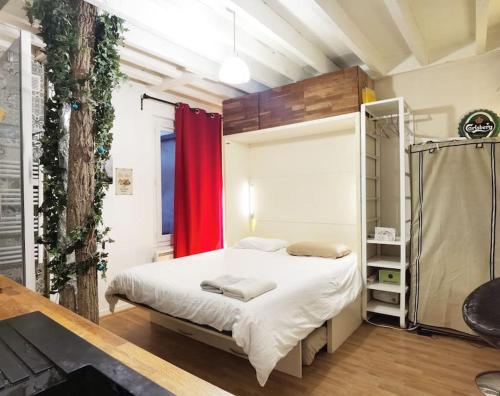 Cute studio / in the 15arr center/ 1 mn to metro - image 5