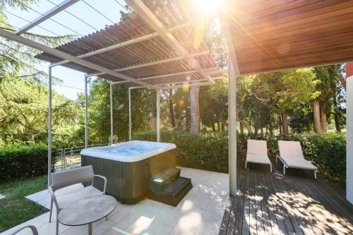 Superior Junior Suite with Hot Tub on Terrace