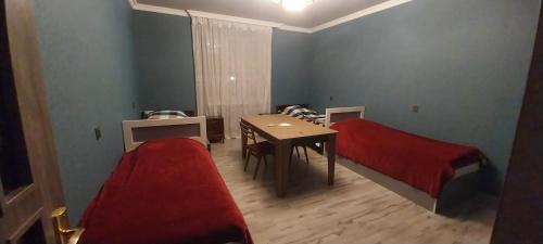 Qonaq evi quest home