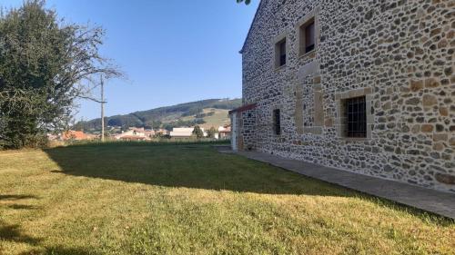  Solar del Huyo in San Mamés de Meruelo