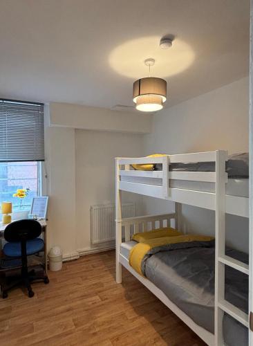 room detail thumbnail 0