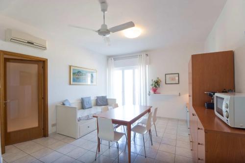 Executive Suite image 5