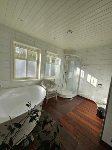 Villa Nestun - Northern lights villa with sauna in Meistervik