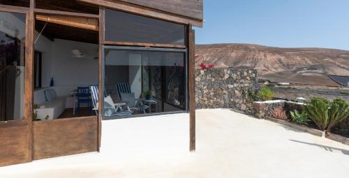 beranda/teres, Casa SocAire. Naturaleza, mar, paz, relax. in Tabayesco