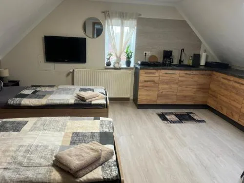 Zweibettzimmer - Doppelzimmer Deluxe in Münchenbernsdorf, Deutschland