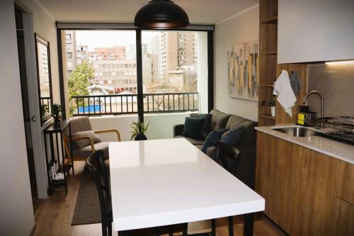 HOM I Luminoso Departamento 2PAX 1D1B en Calle Marin