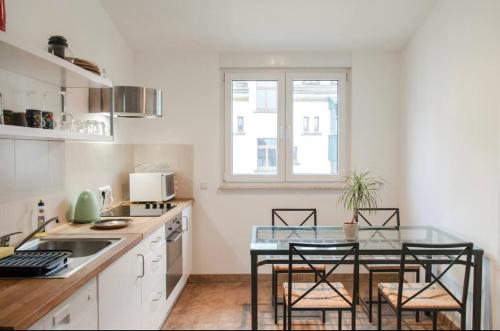 Modern 3ROOM-Flat LEIPZIG NORTH Porsche -DHL-Amazon-Airport LEI HALLE-BMW-Messe by respect host, Lipsk (zdjęcie 6)