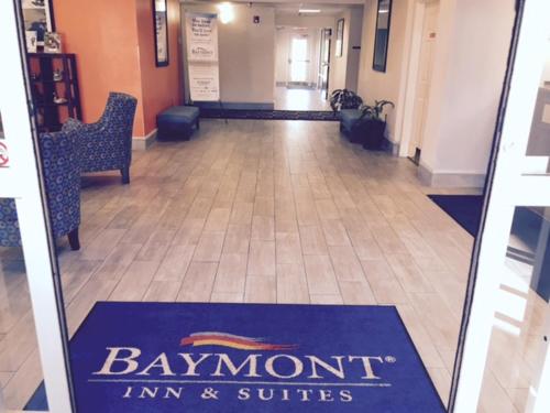 Baymont by Wyndham Montgomery South - image 3