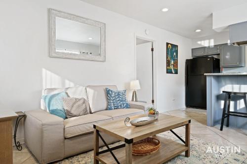 Near Barton Springs and DT ATX Cozy and Affordable in Austin, USA